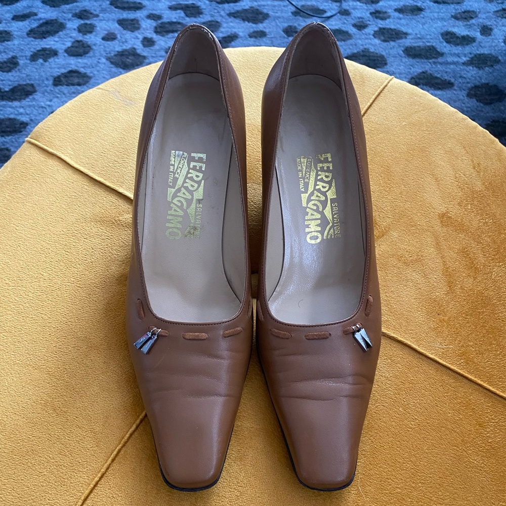 Ferragamo cognac leather kitten heel size 8.